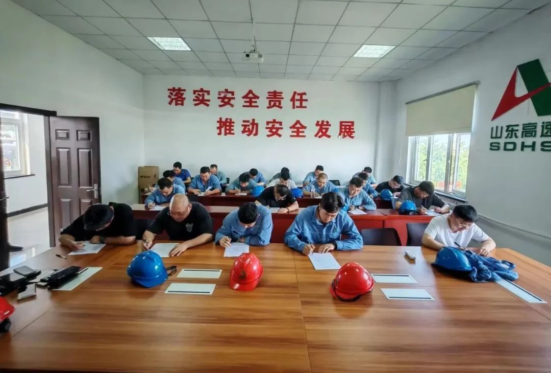 储运开云篮球_开云（中国）有限公司组织开展生产车间 “岗位大练兵、技能大比武”活动