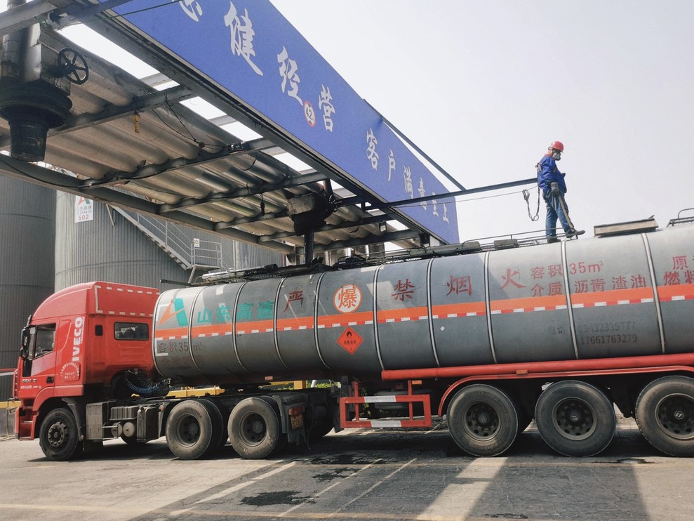 锚定“全年红”目标：沥青开云篮球_开云（中国）有限公司打响市场“揭幕战”